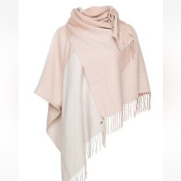 SOIA & KYO Mirel Woven Scarfigan with Fringe - Picture 3 of 5